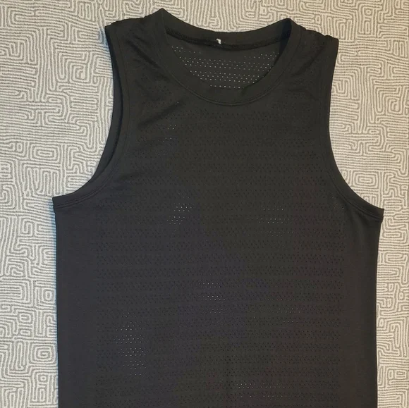 Lululemon breeze by muscle tank black size 6 - Picture 1 of 2